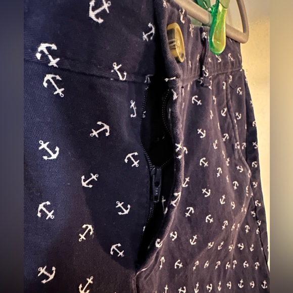 Docker’s Navy Blue Shorts with Anchors Size 14 - Picture 6 of 7
